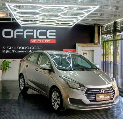 HYUNDAI HB20S 1.0 COMFORT PLUS 12V FLEX 4P MANUAL